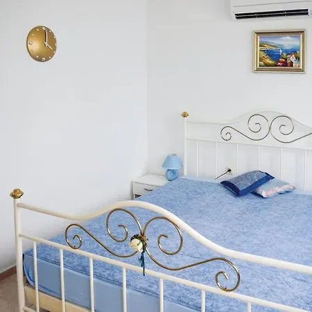 One-bedroom In
